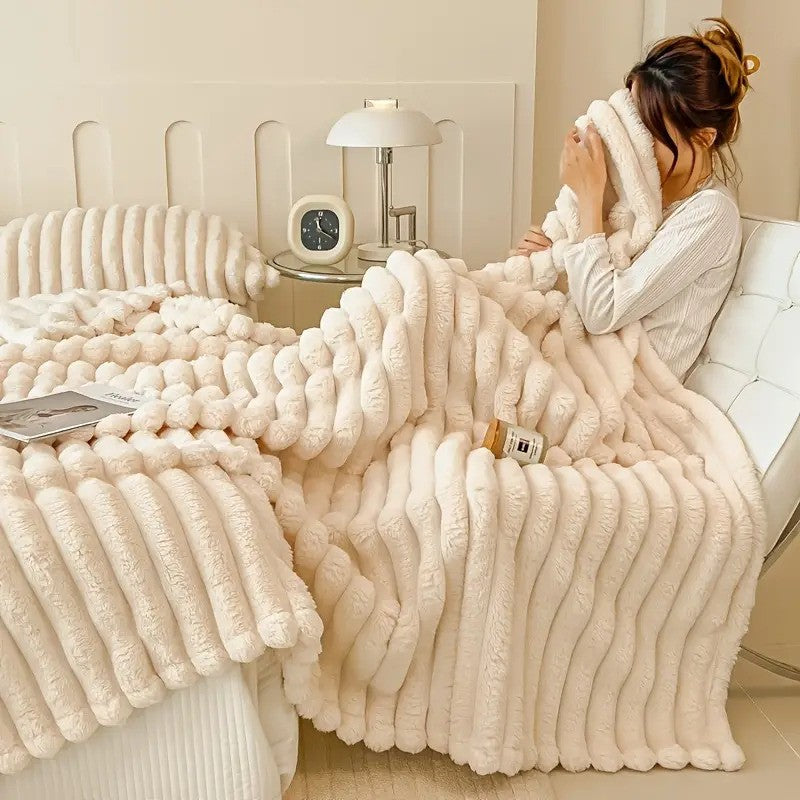 CloudHug™ Oversized Blanket